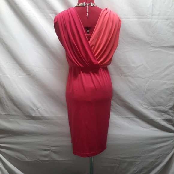 Maggie London Pink Coral Color Block Pleated V-Neck front back Ruched Dress 8 - Picture 2 of 7
